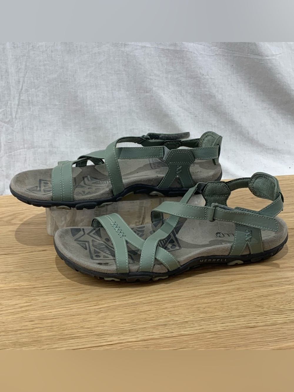 Merrell Sandspur Women’s Size 9 Rose Leather blue dove Green Sandals